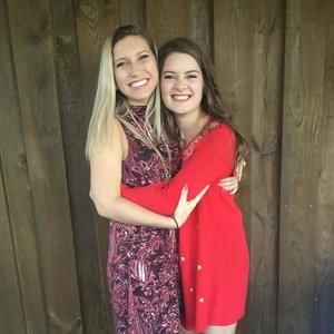 Meet your Posher, Kendra